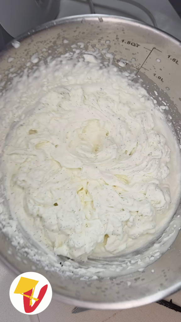 crème fouettée à la vanille